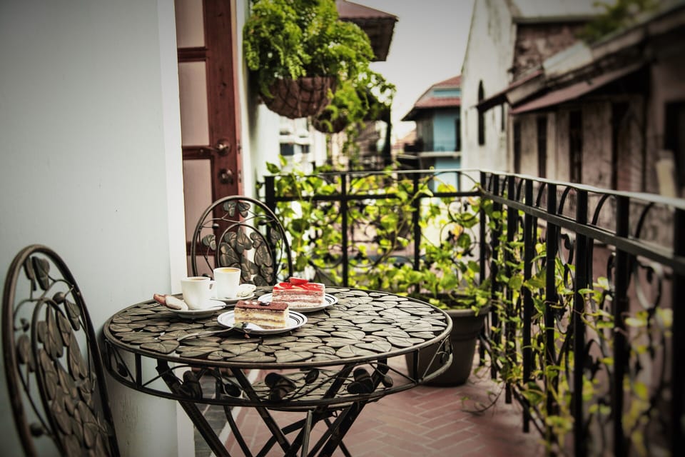 Outside terraces to the street. 