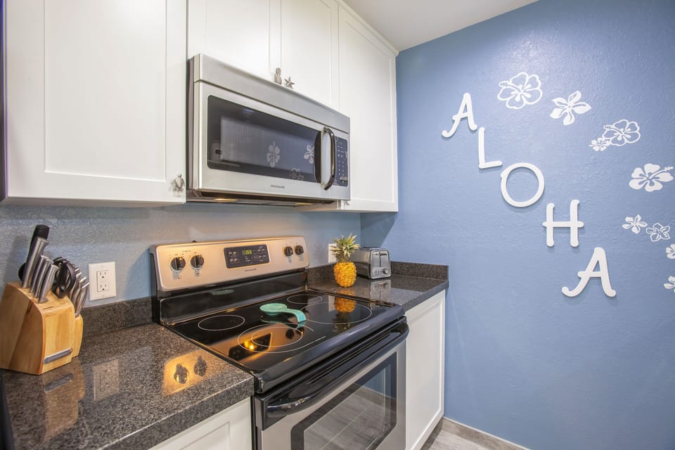 Let your inner gourmet chef loose in our fully equipped kitchen.