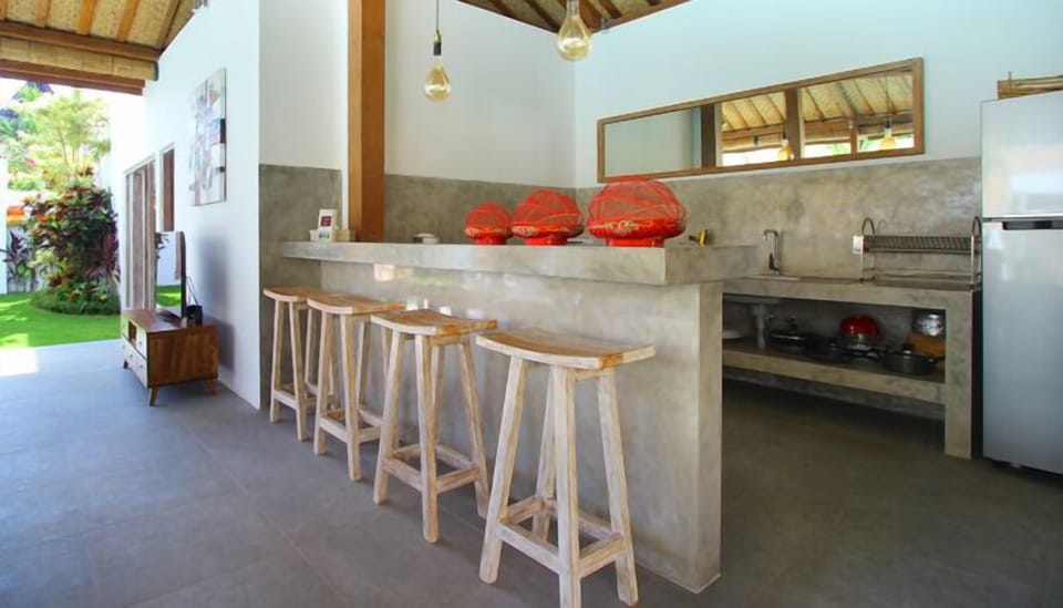 #D14 Oberoi Seminyak 500m Kudeta beach