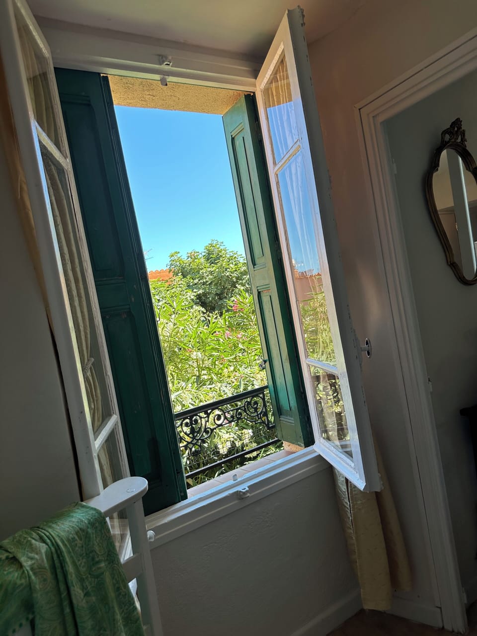 View from the bed in the sleeping room 