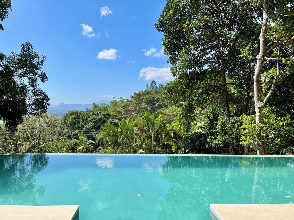 Infinity pool 