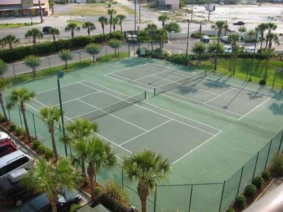 Tennis courts for Dunes visitors only
