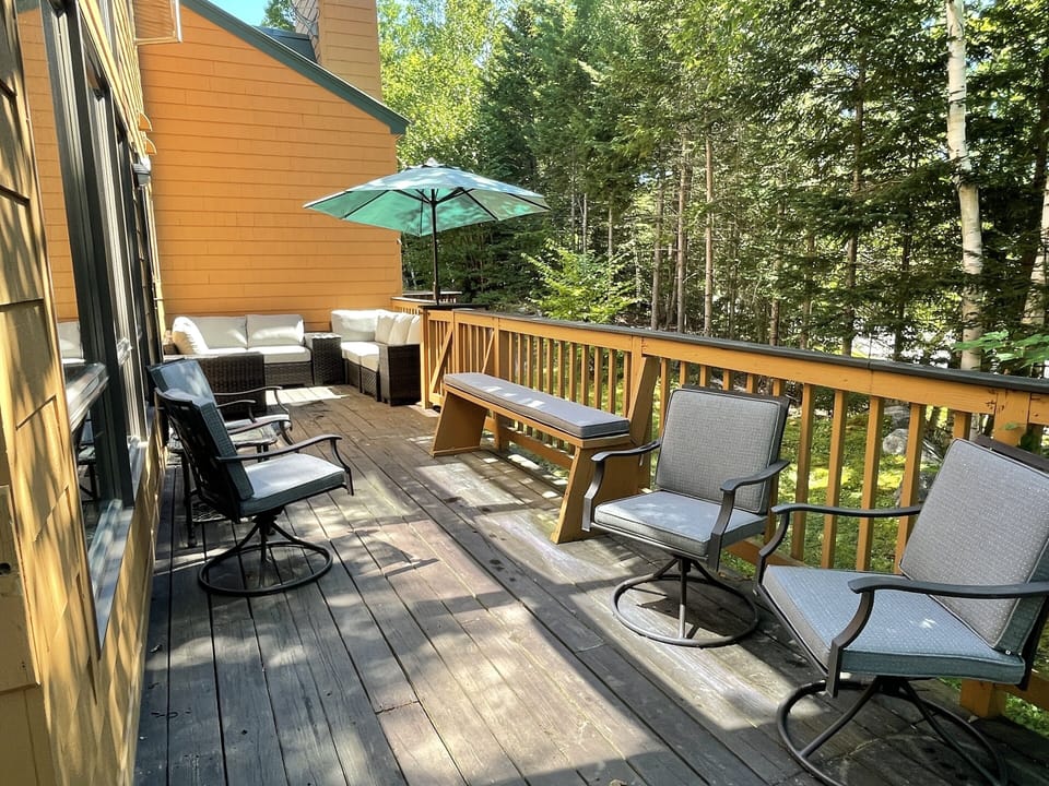 Outdoor lounge - curl up with a great book or enjoy some refreshments. 