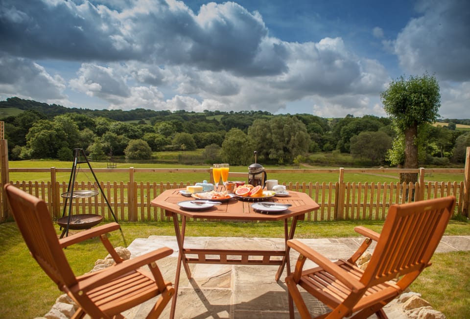 Enjoy breakfast af fresco on the terrace