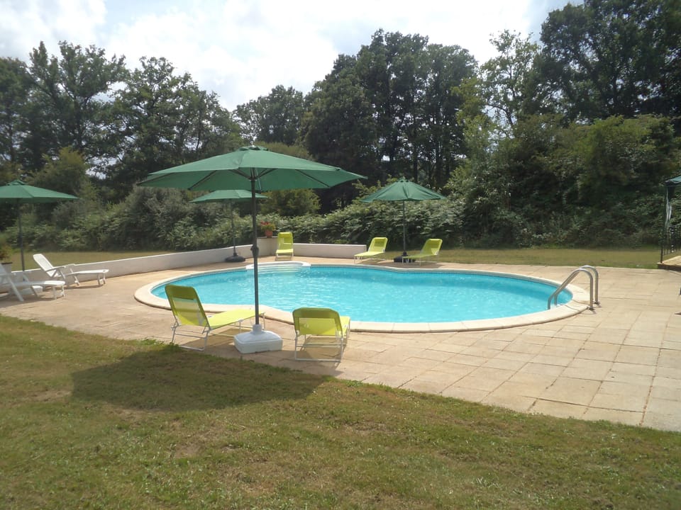 9.2x5.6x1.2 Metre Pool and Loungers