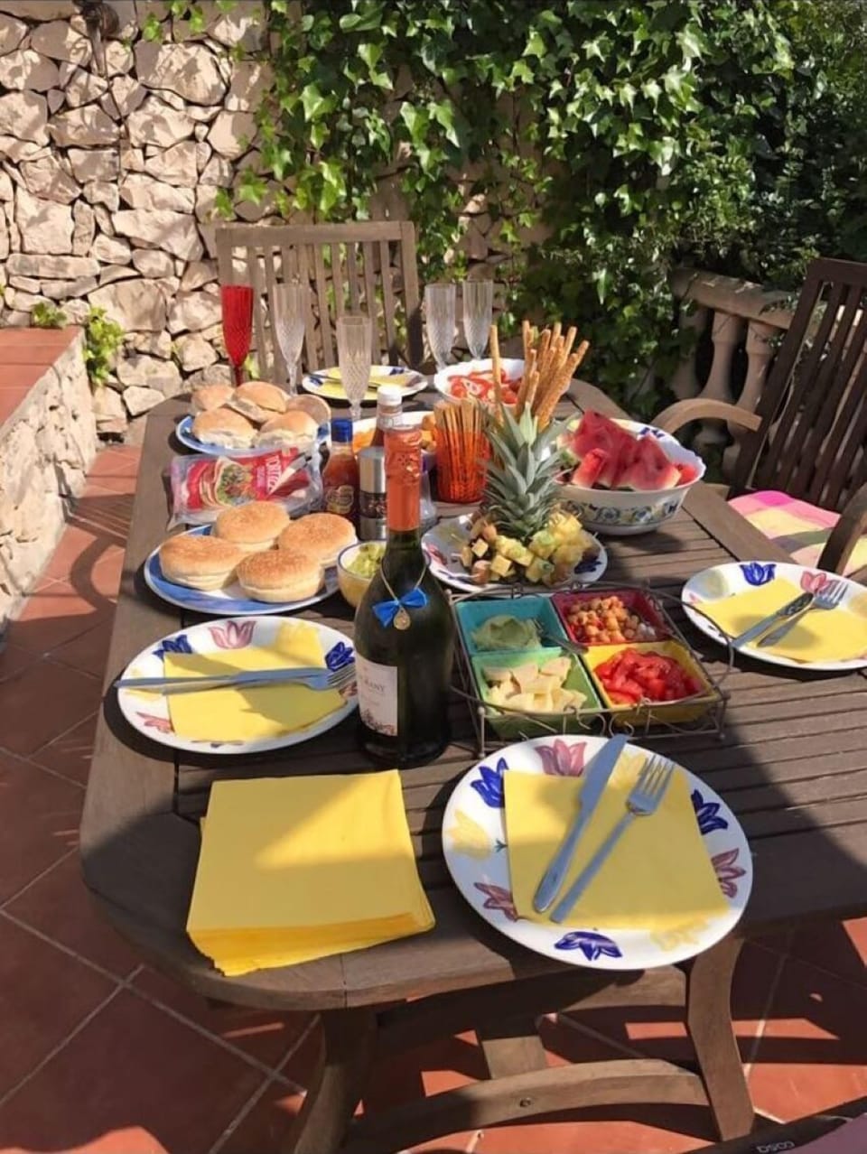 dining al fresco at the BBQ area