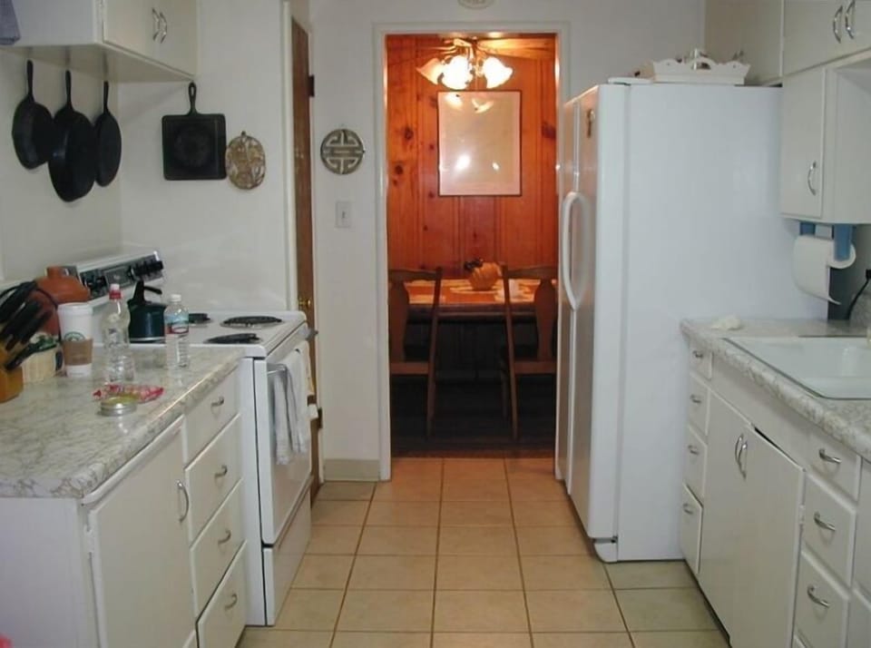 Kitchen and dinning area