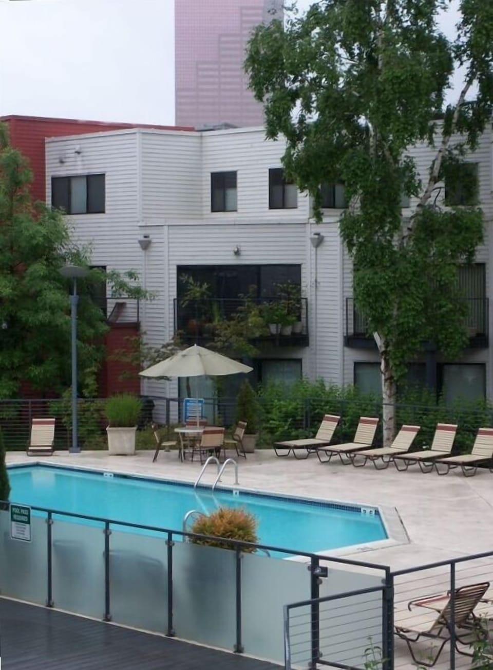 Pool and Jacuzzi