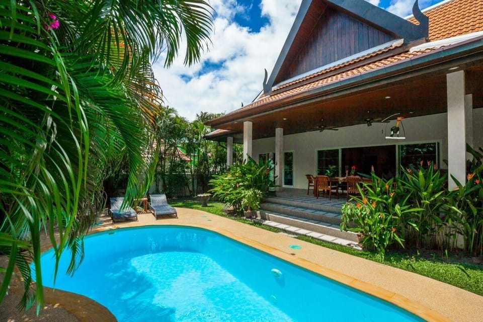 Romanee - 2BR Comfortable Pool Villa