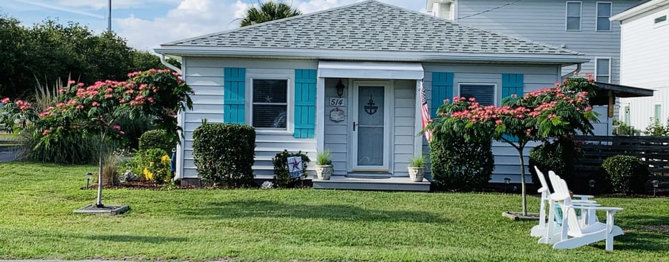 Front of Island Cottage!