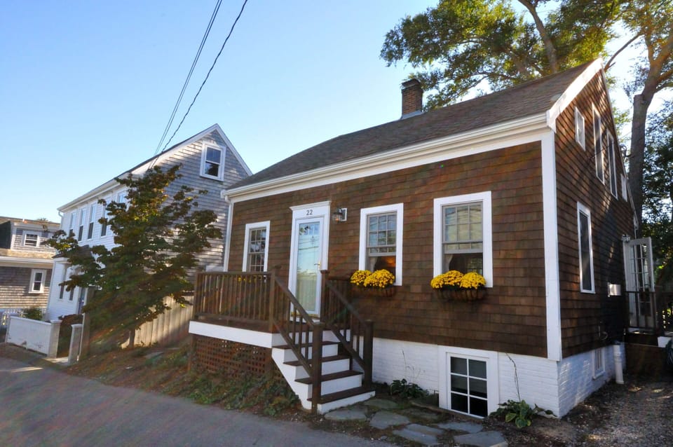 Front of House
Free Parking for 2 Cars