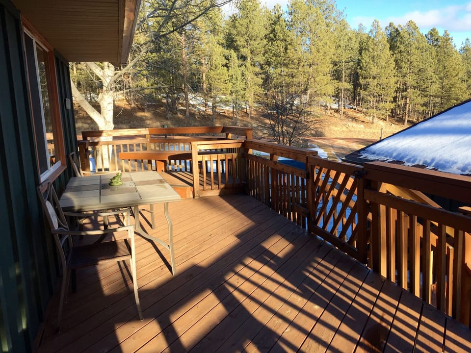Wrap Around Deck w/ Views to Coolidge Peak