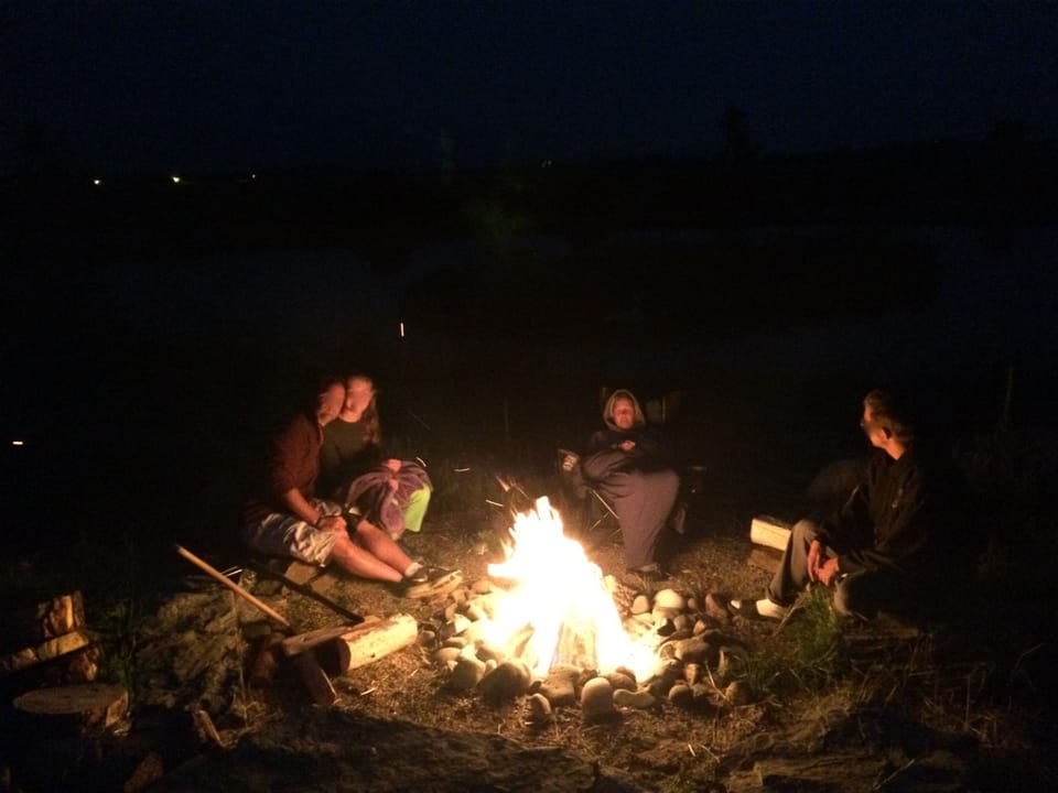 Yep, fires are allowed so long as the conditions are right. Smores anyone?