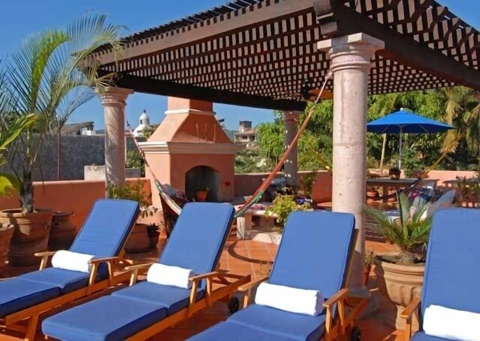 Upper Terrace w/Fireplace and Shaded Pergola