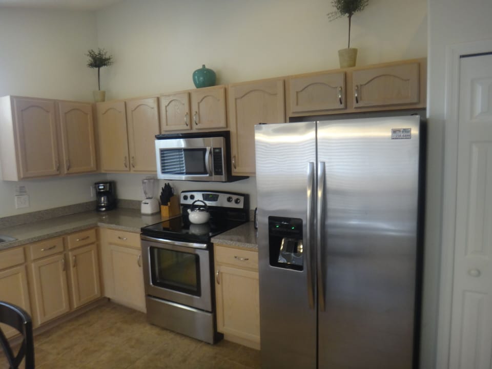Fully stocked Kitchen with Stainless Steel Appliances