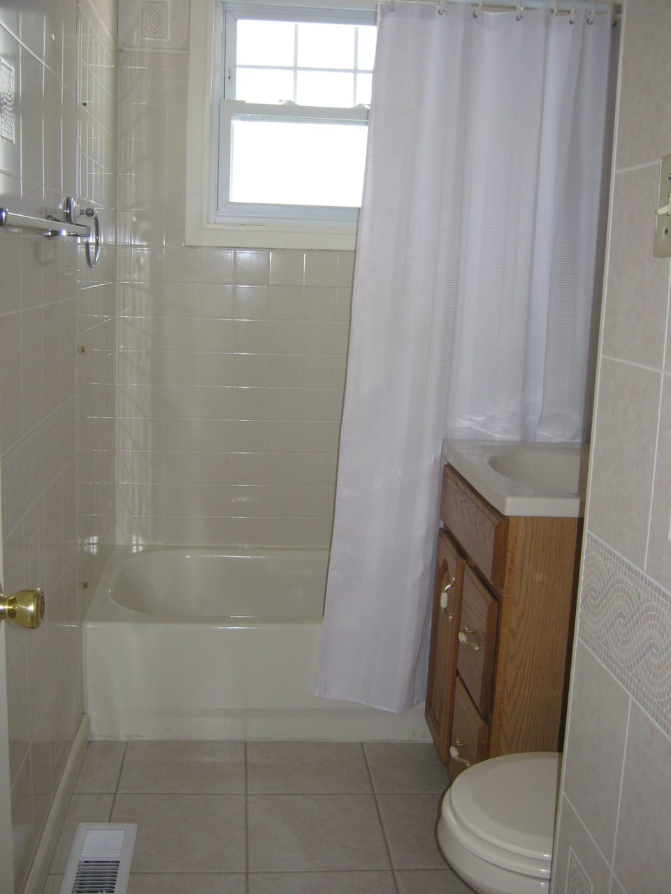 Full Tub/Shower