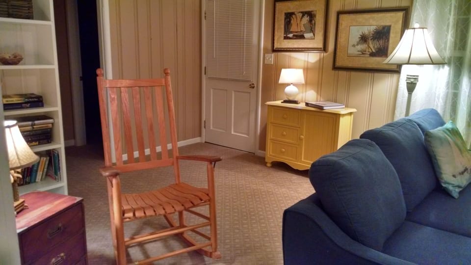 reading nook
