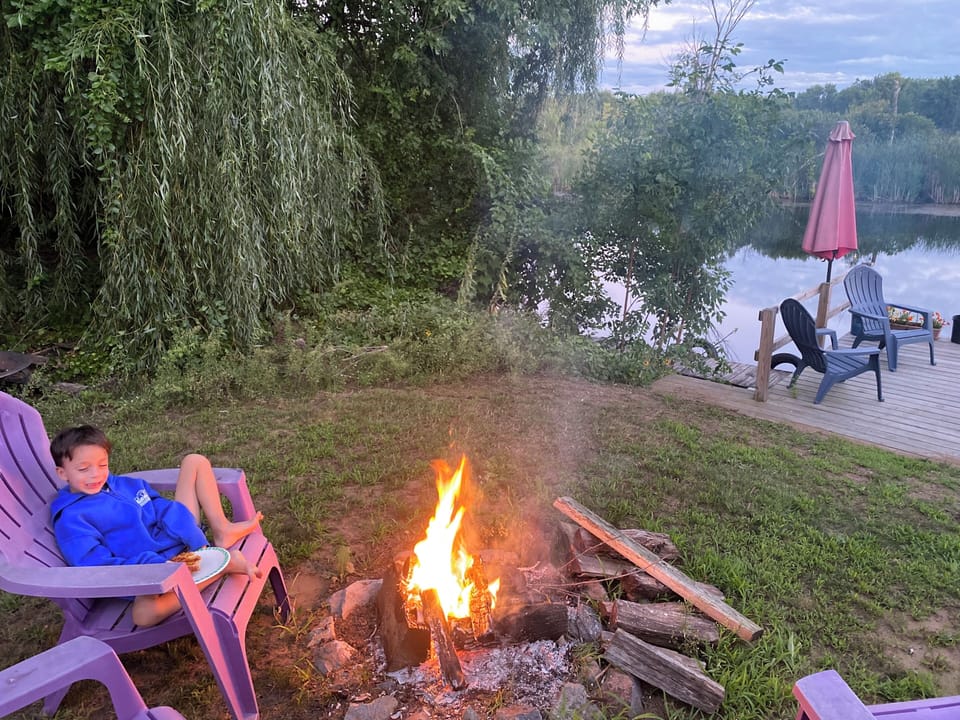 Make a fire and eat smores. Byo wood and make smores