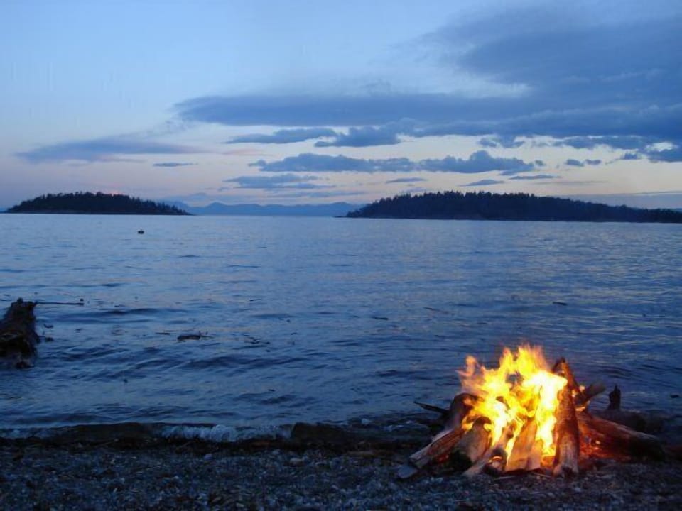 beach fire