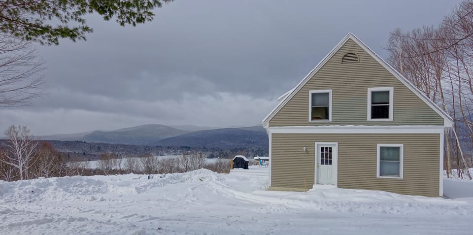 The Eagle House with Commanding Views of Stinson Lake and White Mountains