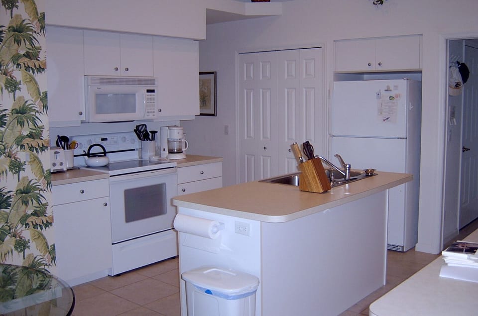 Spacious counter space