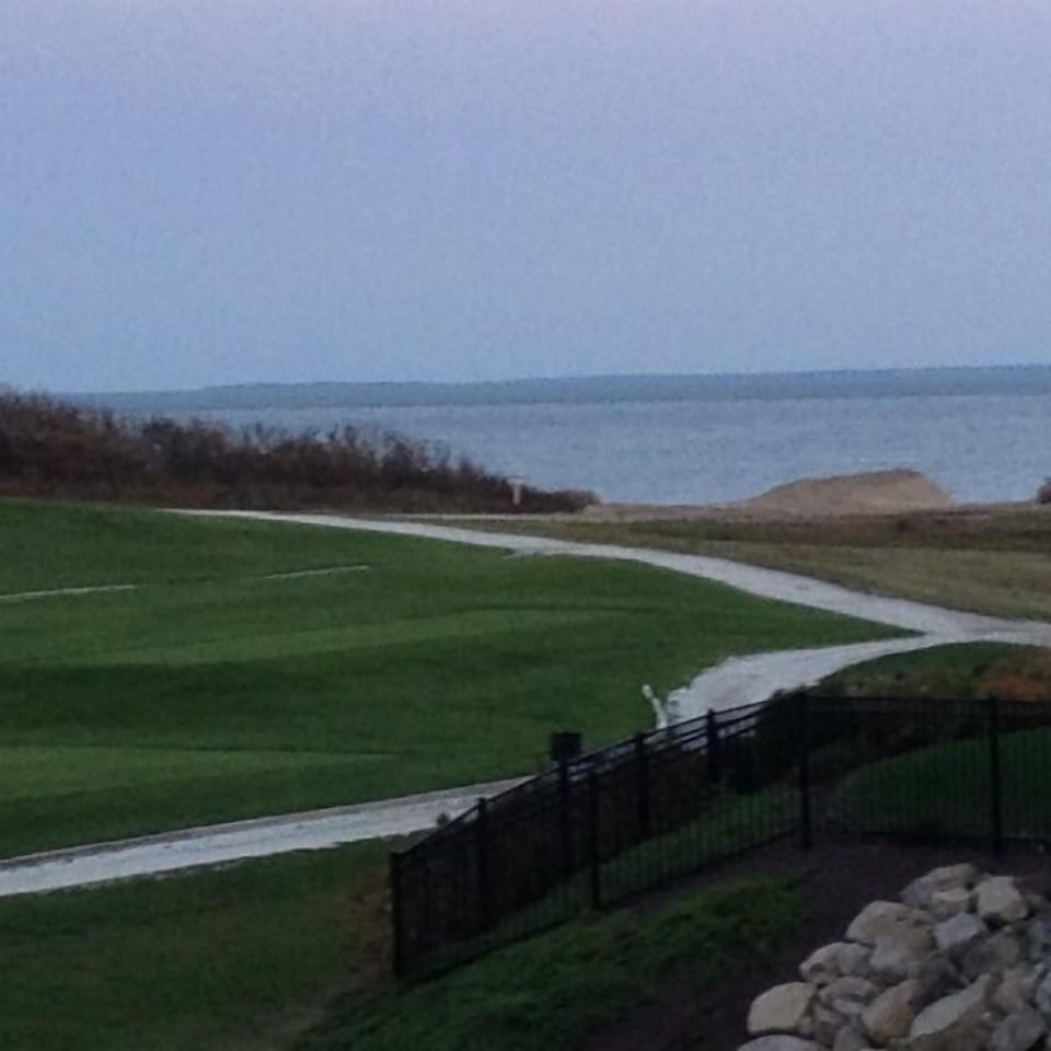ocean view with Martha's Vineyard at the horizon