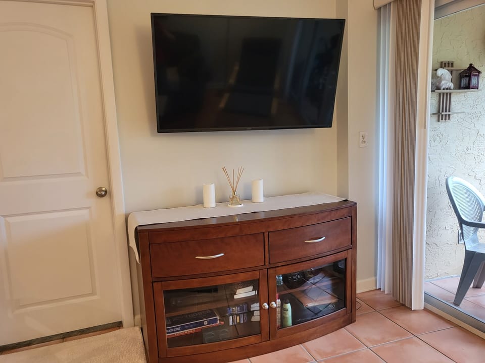 Flat screen TV