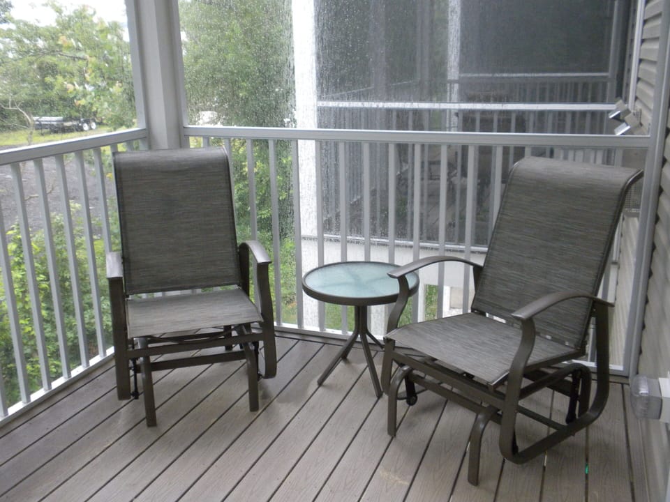 screened in porch