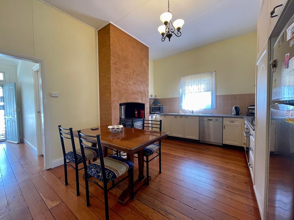 Fully equipped eat in kitchen