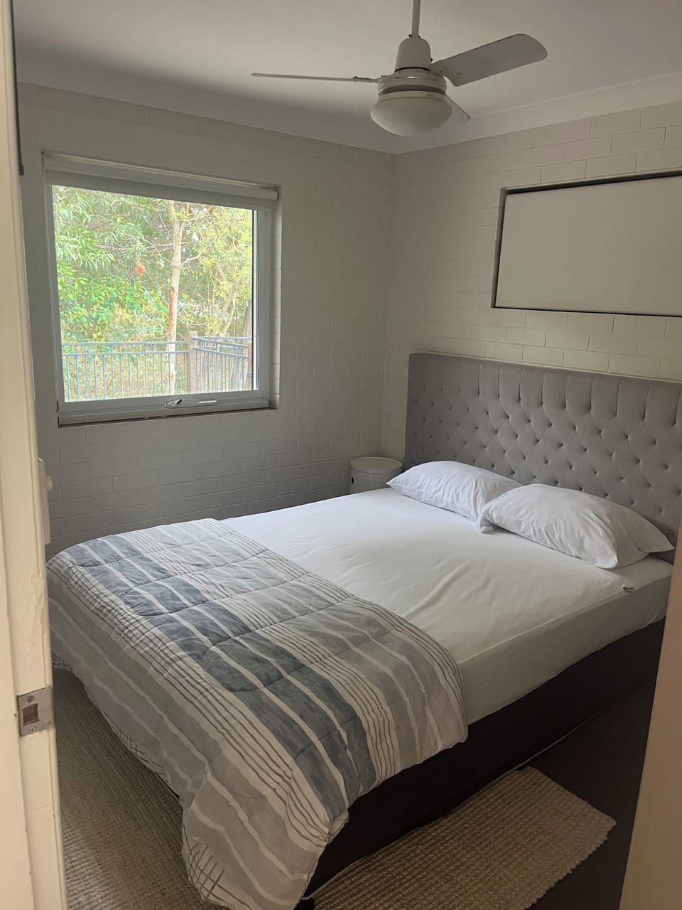 Queen Bed