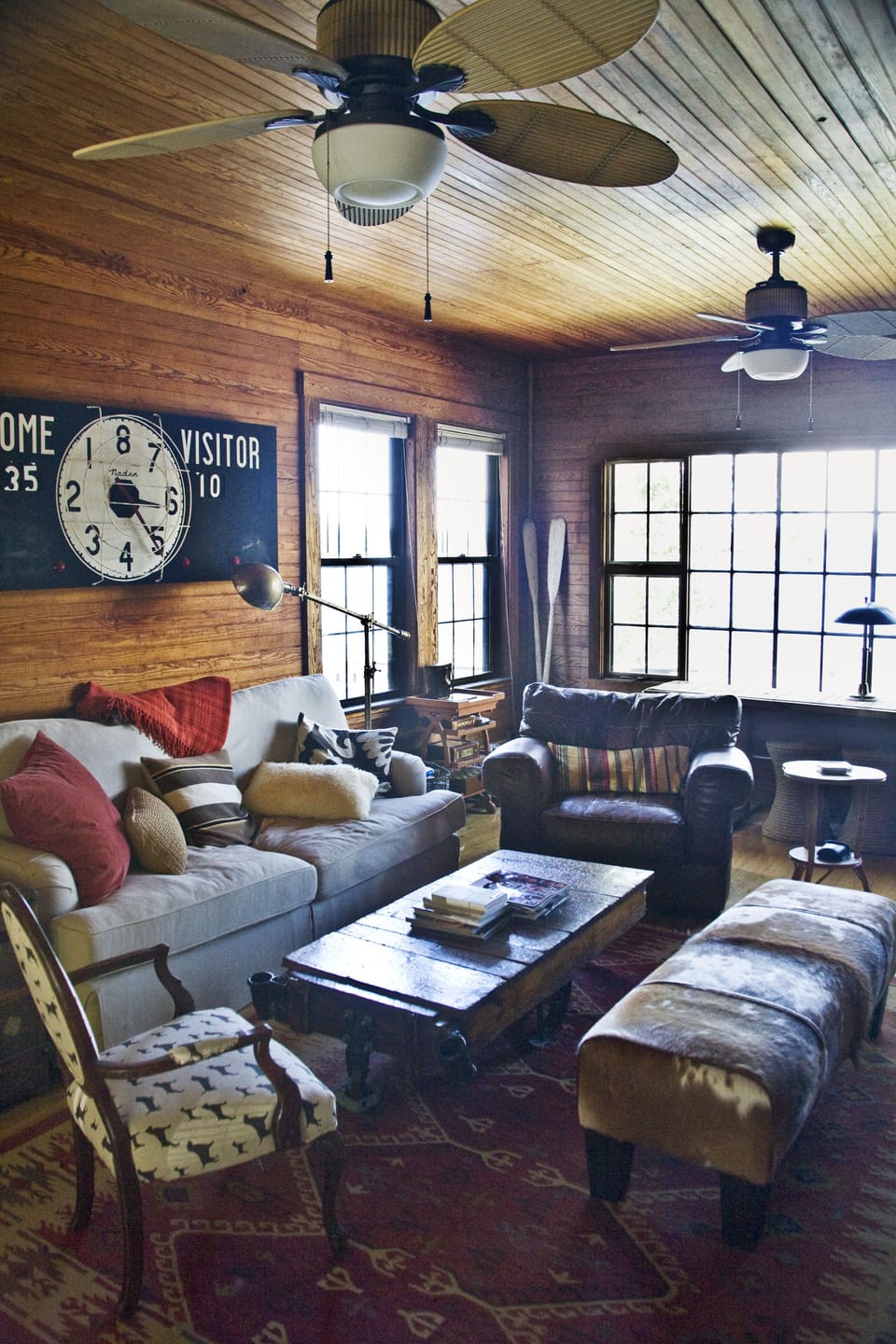 Living Room with flat screen TV