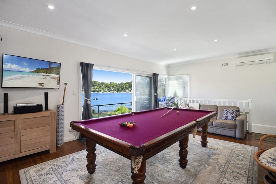 upstairs lounge area