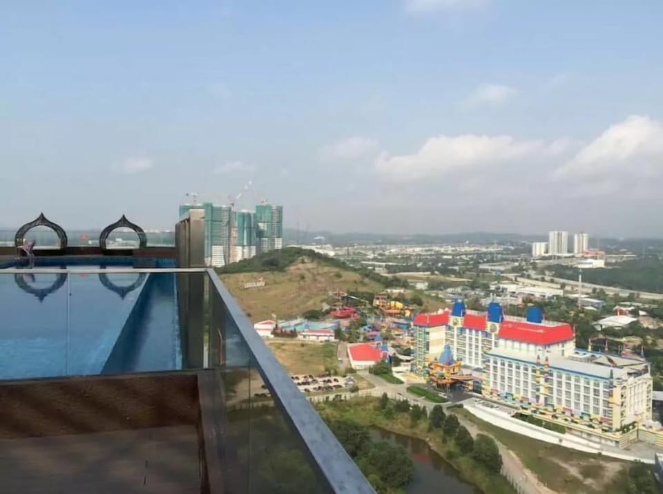 Afinity Leogland Family Suites