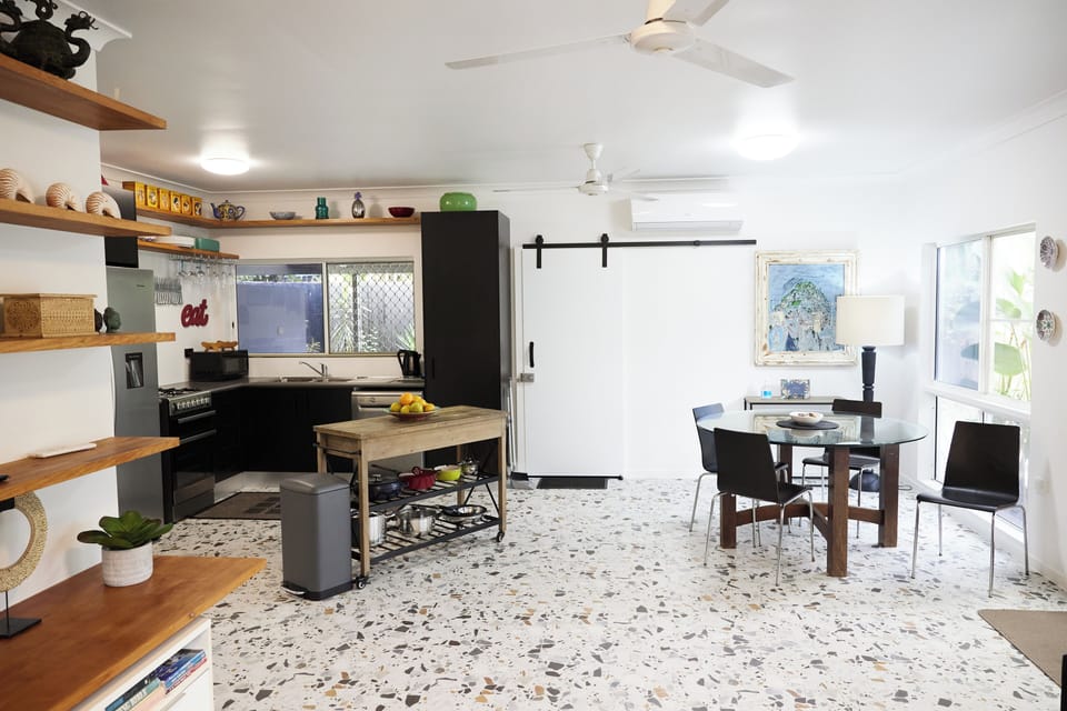 Kitchen - Dining