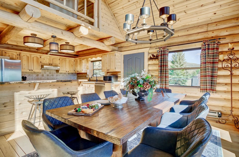 ..Seating for three more at the live edge bar..