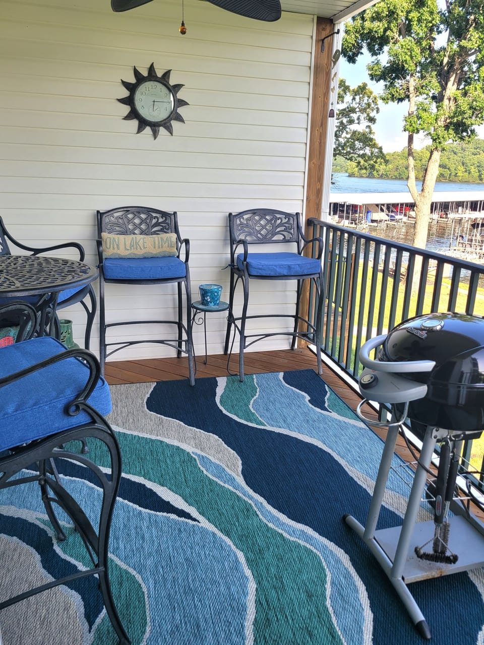 Covered deck seating for 4, electric grill, ceiling fan & Bluetooth speaker