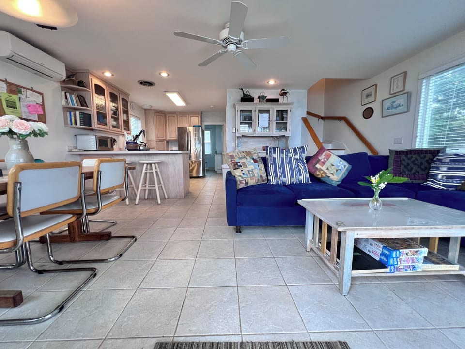 1st Floor Living Space