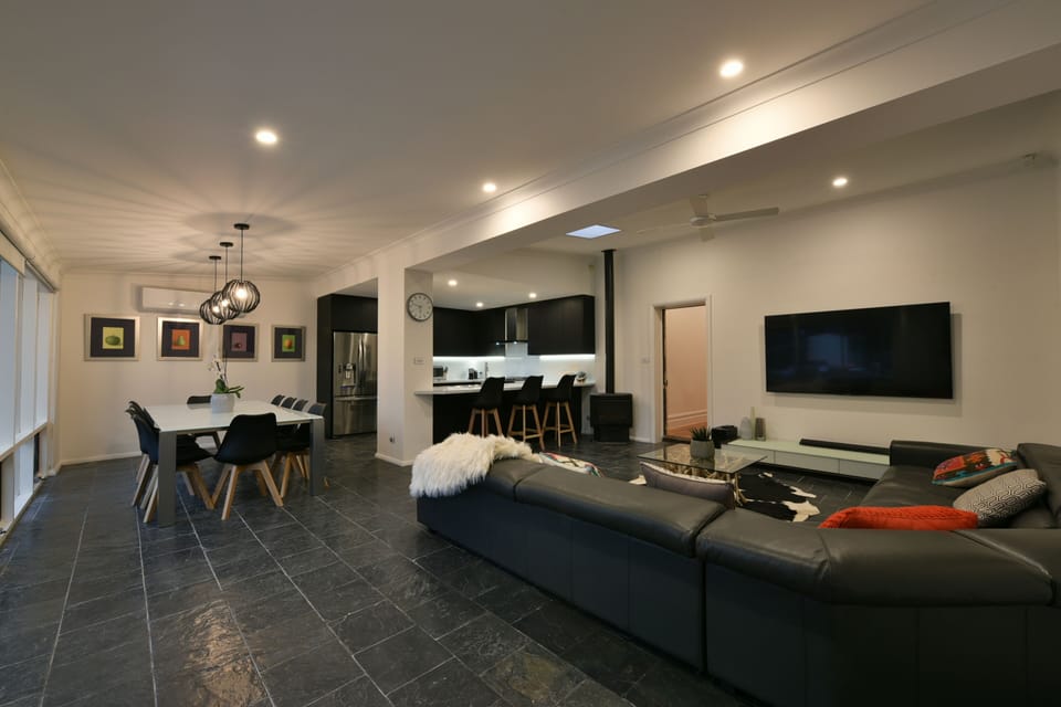 Open Plan Living and Kitchen Area