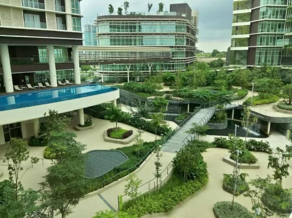 Afinity Oasis Legoland Suites 4*