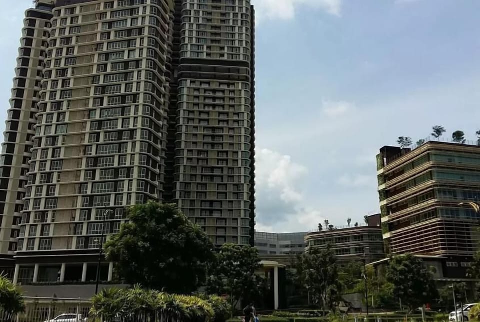 5 min Walk to Legoland JB- Luxury Family