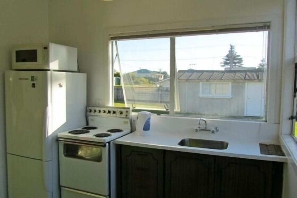 The Bach - Kitchen