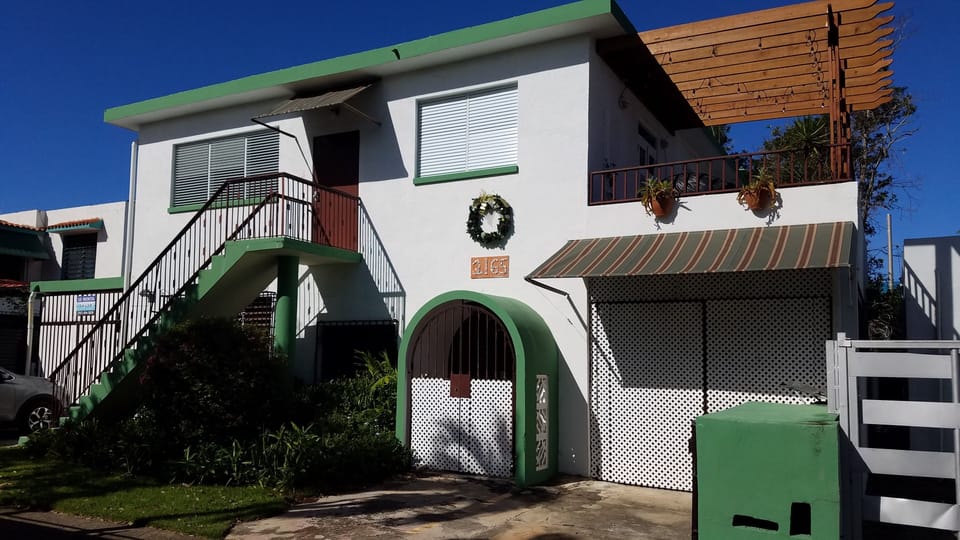 Apt on 2nd floor of a 2 story house on a quiet, gated street with guest parking.