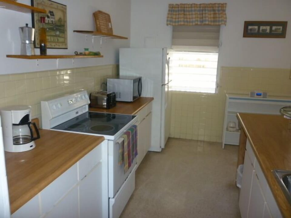 Large Fully equipped kitchen ....ready for preparing some good home cooked meals