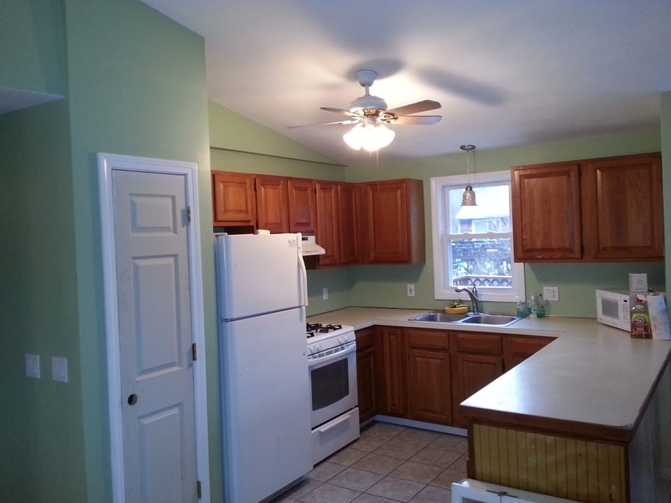 Kitchen & Pantry (Main Floor)