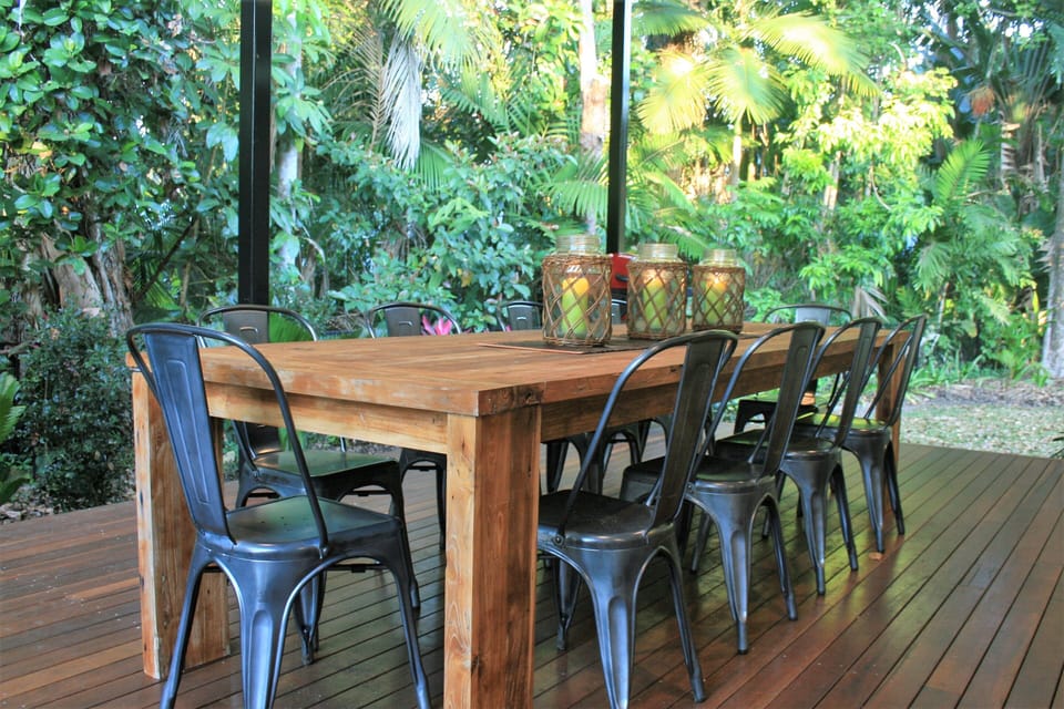 Outdoor Dining Area