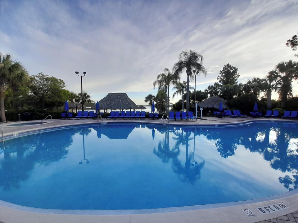 Beach pool