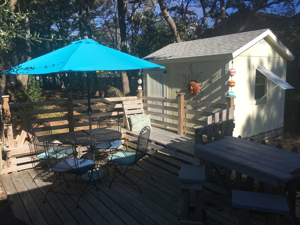New 2019 , lighted bench / lounge seating 