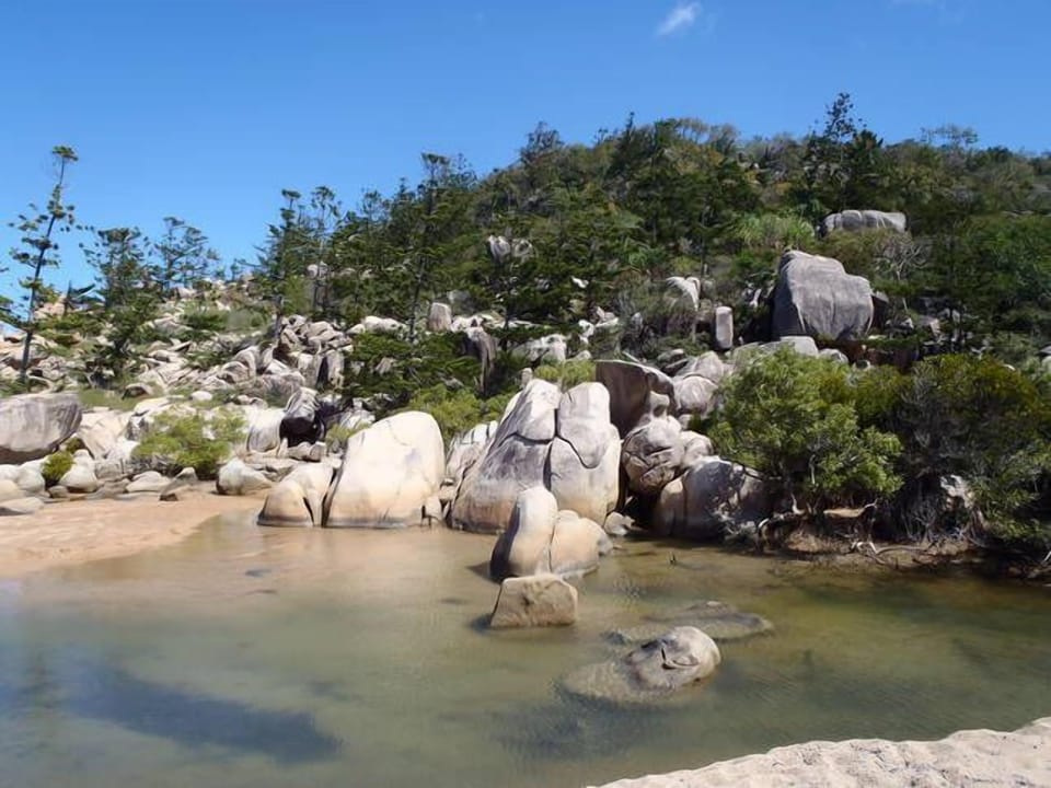 Florence Bay 