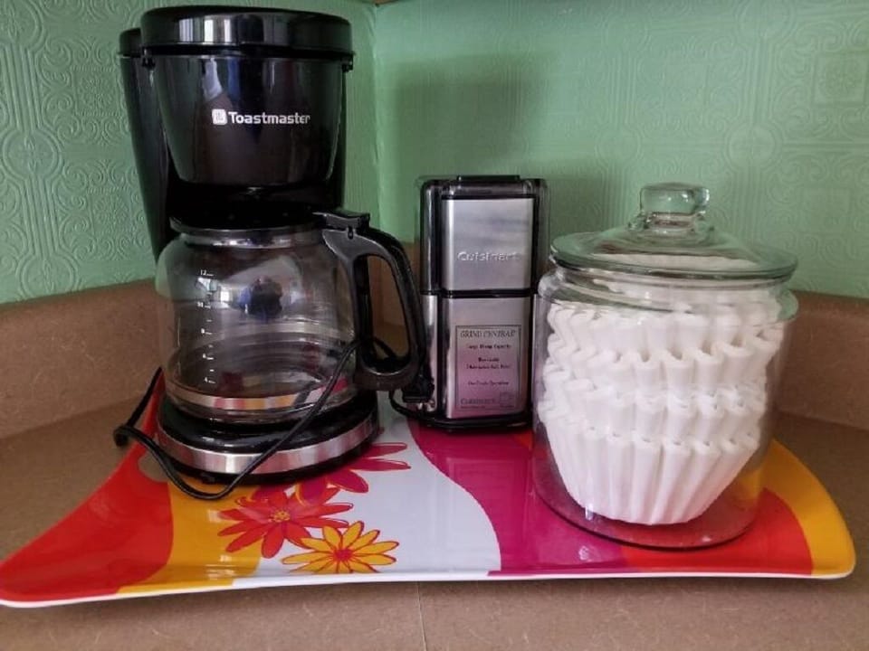 Mr Coffee style drip pot and coffee grinder