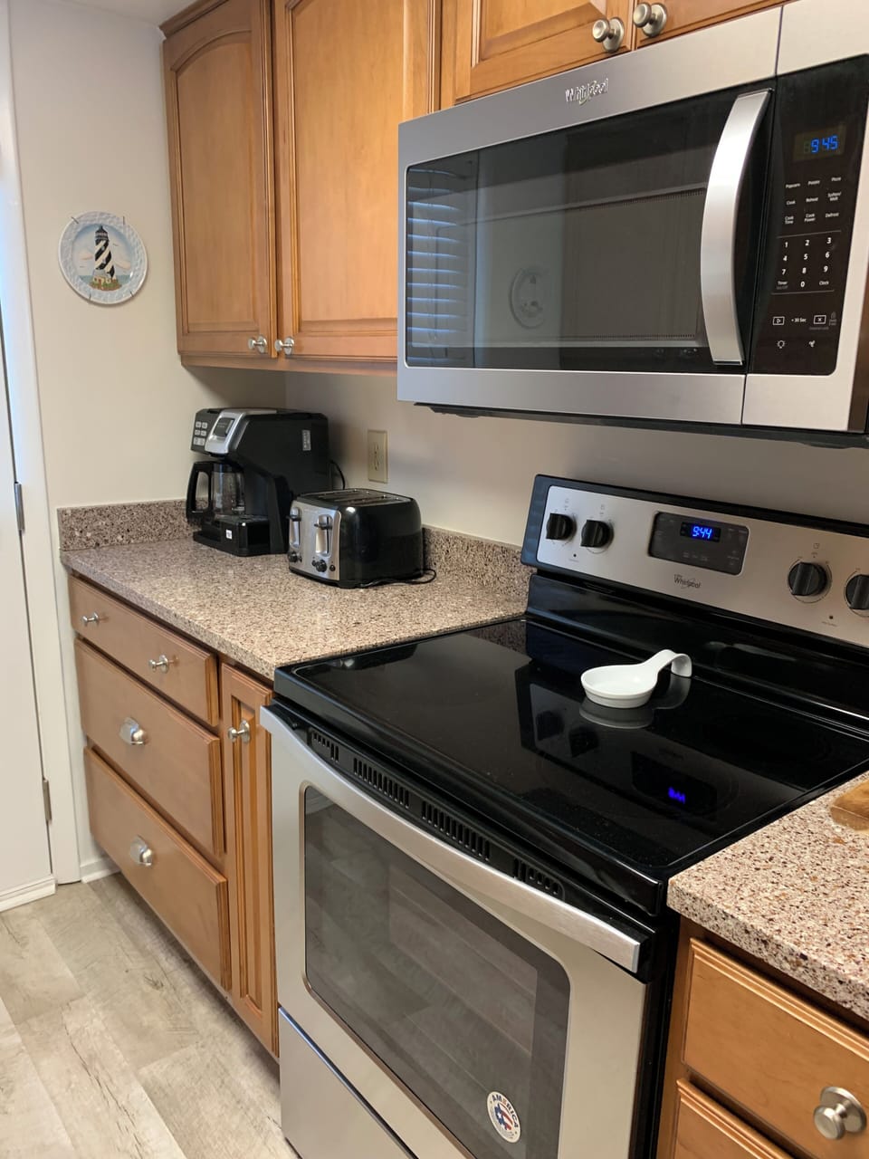 Kitchen - right side